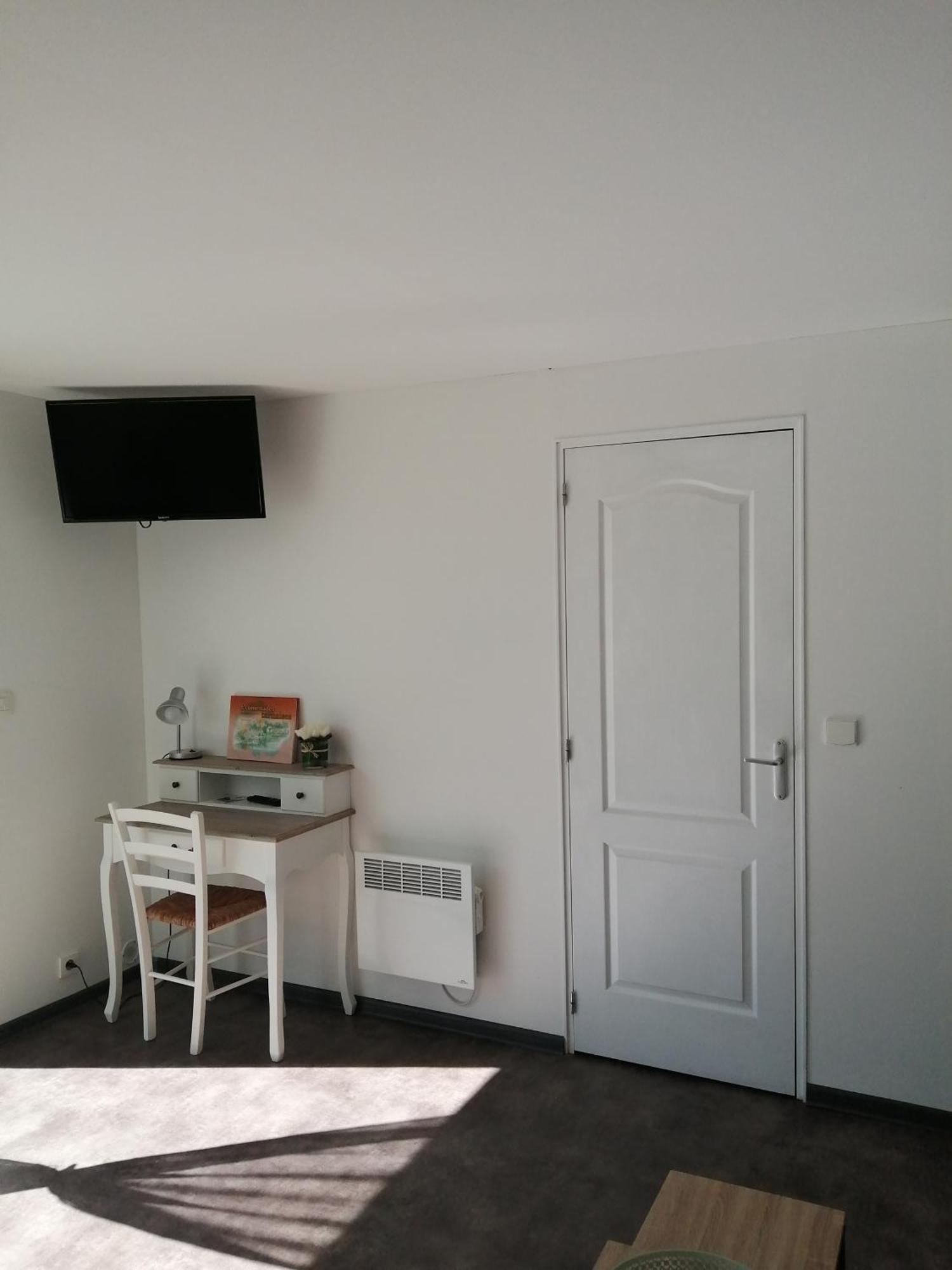 La Fenass Apartment Noailhac  Luaran gambar